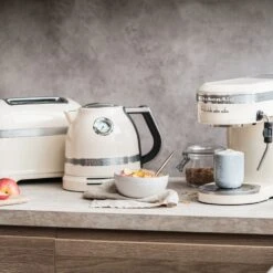 KitchenAid - Artisan Wasserkocher 1,5 L - Creme 11 KitchenAid - Artisan Wasserkocher 1,5 L - Creme -Kitchenaid 15866 Wasserkocher ARTISAN 4