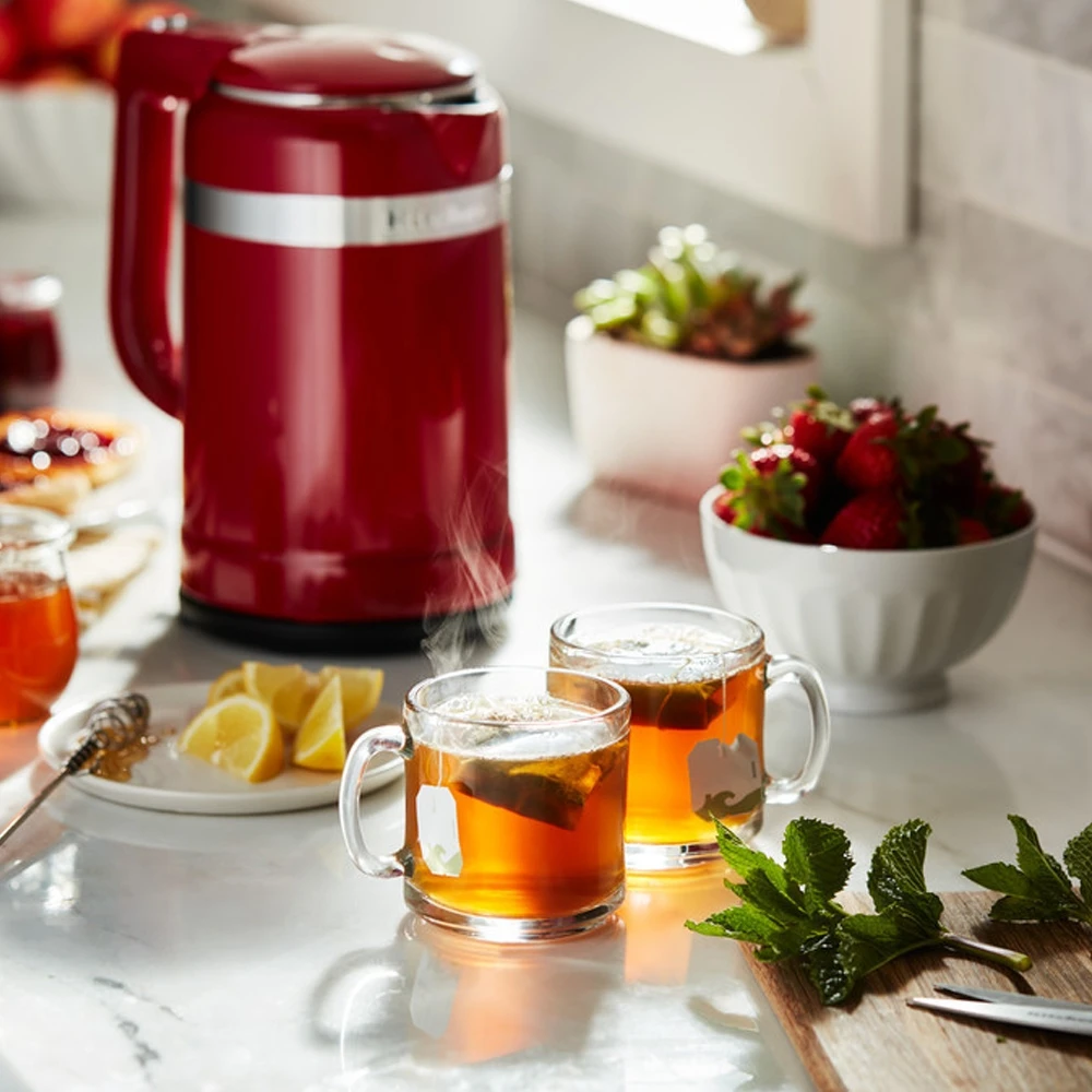 KitchenAid - Wasserkocher 1.25 L - Empire Rot - Culinaris 4 KitchenAid - Wasserkocher 1.25 L - Empire Rot - Culinaris – Bild 4