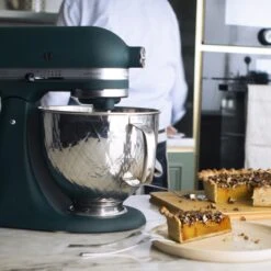 KitchenAid KAD 4.8L Artisan Küchenmaschine Limited Christmas, Pebble Palm + Gesteppte Metallschüssel | 40650 -Kitchenaid 40650 Kuechenmaschine Limited Christmas 4