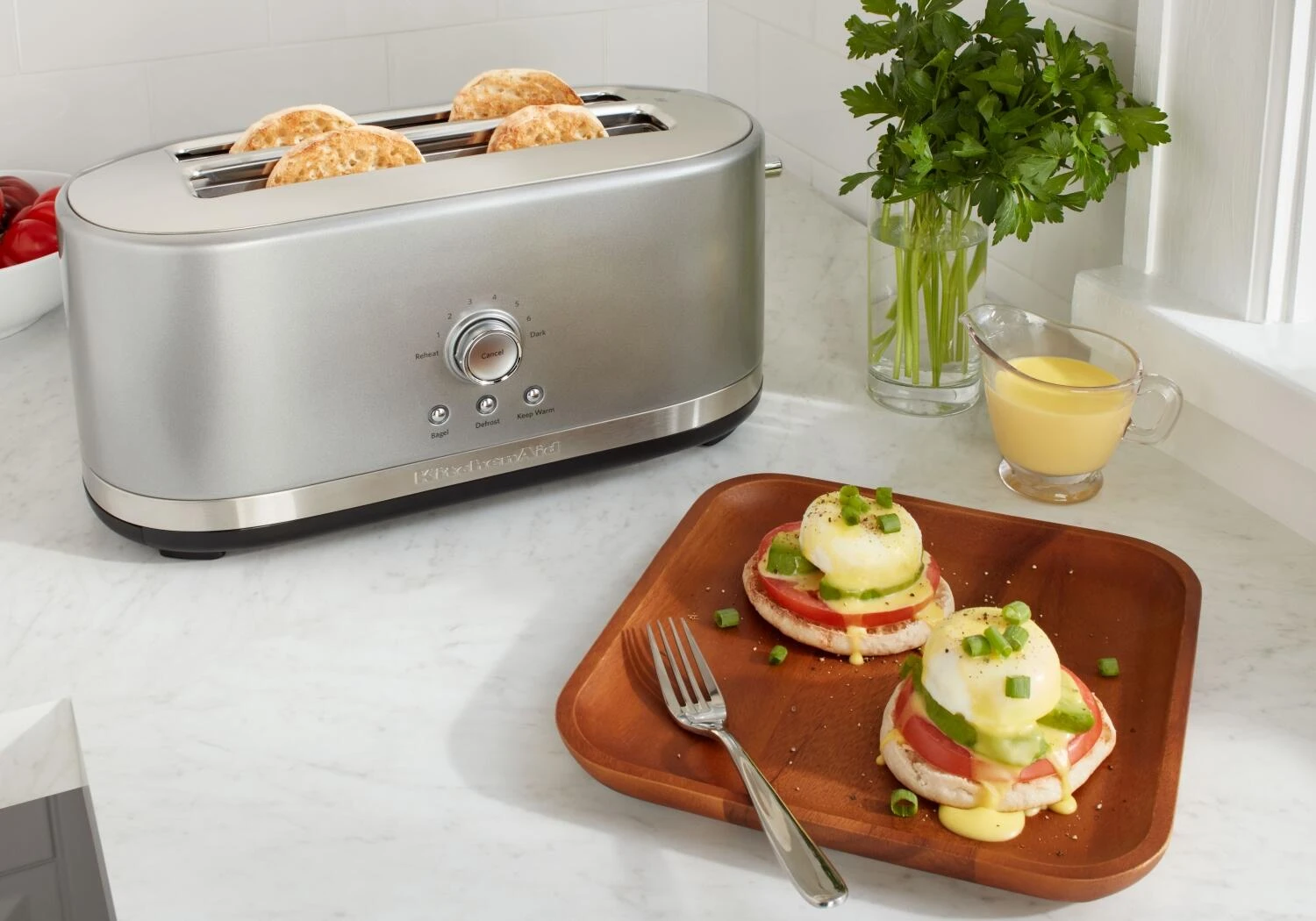 KitchenAid Langschlitztoaster Mit Manueller Bedienung In Creme 2 KitchenAid Langschlitztoaster Mit Manueller Bedienung In Creme – Bild 2