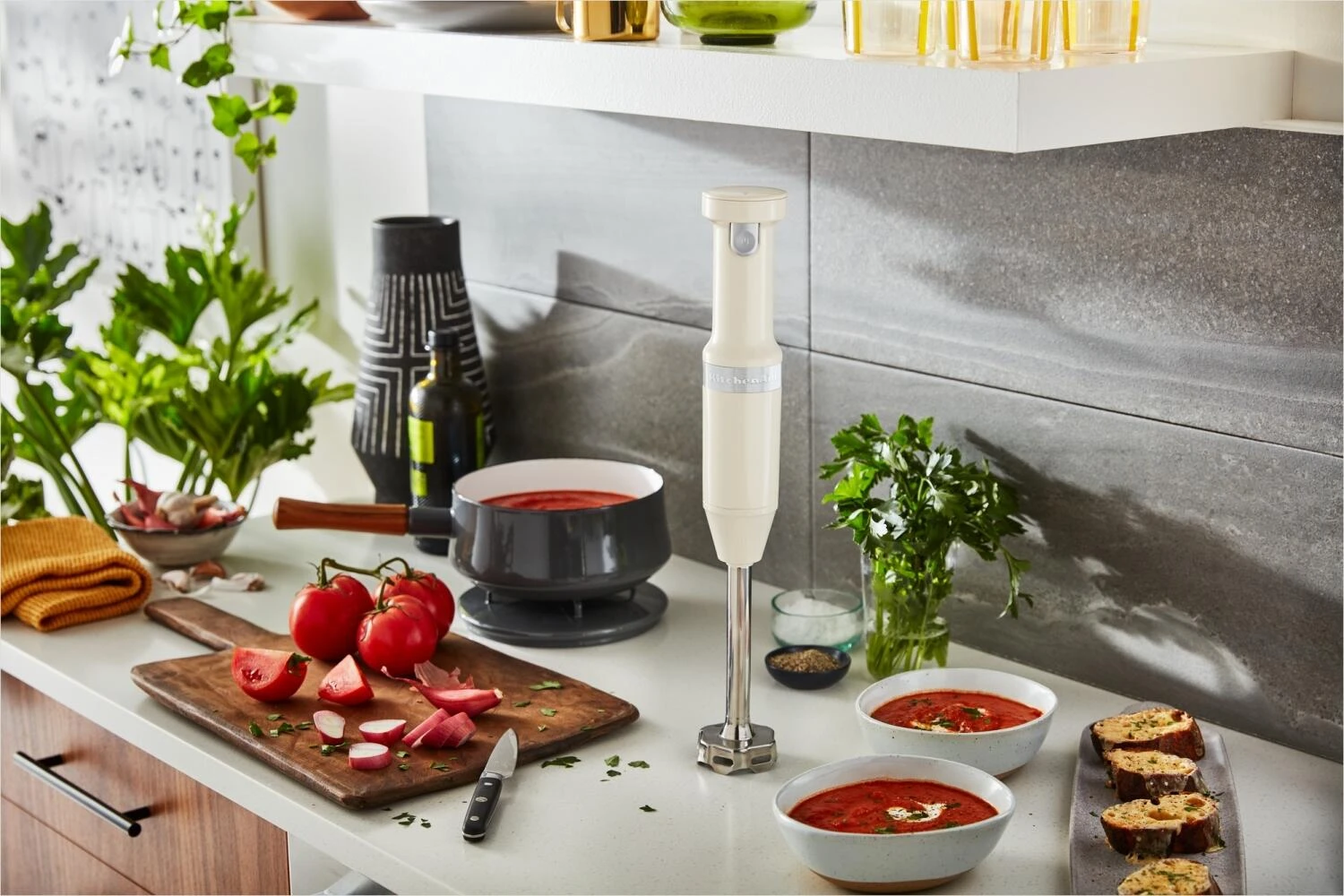 KitchenAid Kabelloser Stabmixer In Creme 5 KitchenAid Kabelloser Stabmixer In Creme – Bild 5